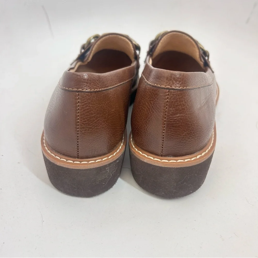 Naturalizer Women's Emmal Loafer Size 9 Chain Accent Vegan Leather Chestnut NWOB